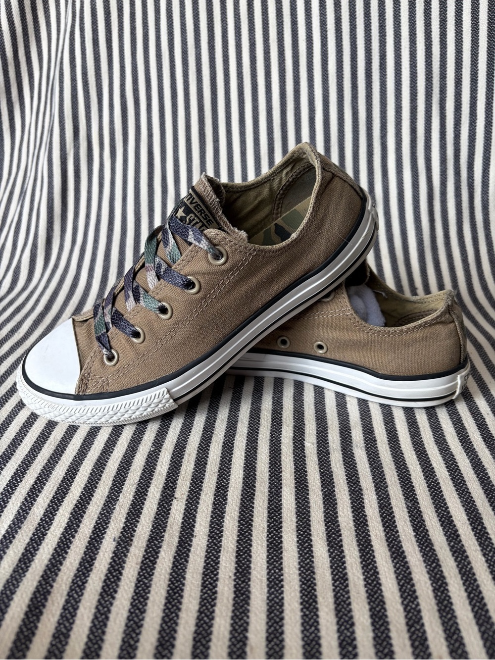 Camo Converse